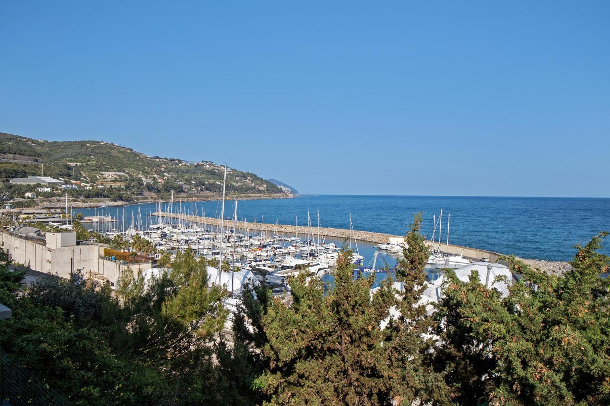 Apartament Alba Marina San Lorenzo al Mare Zewnętrze zdjęcie